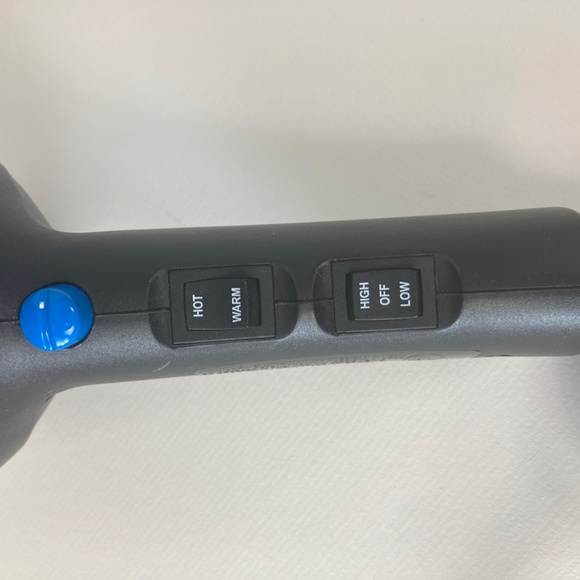 Conair Hair Dryer - Picture 2 of 4